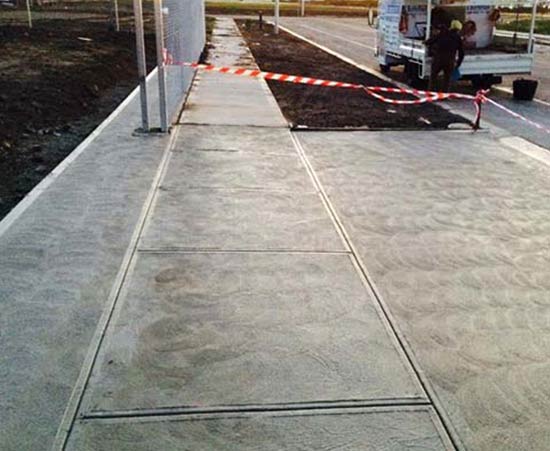 Cross cover concreting in Tarneit